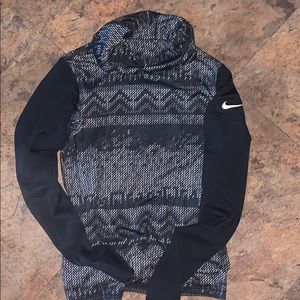 Nike Pro pullover